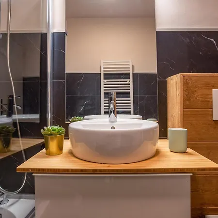Le Cry - Cosy 2pax - Free Parking - 5mn Center Chamonix